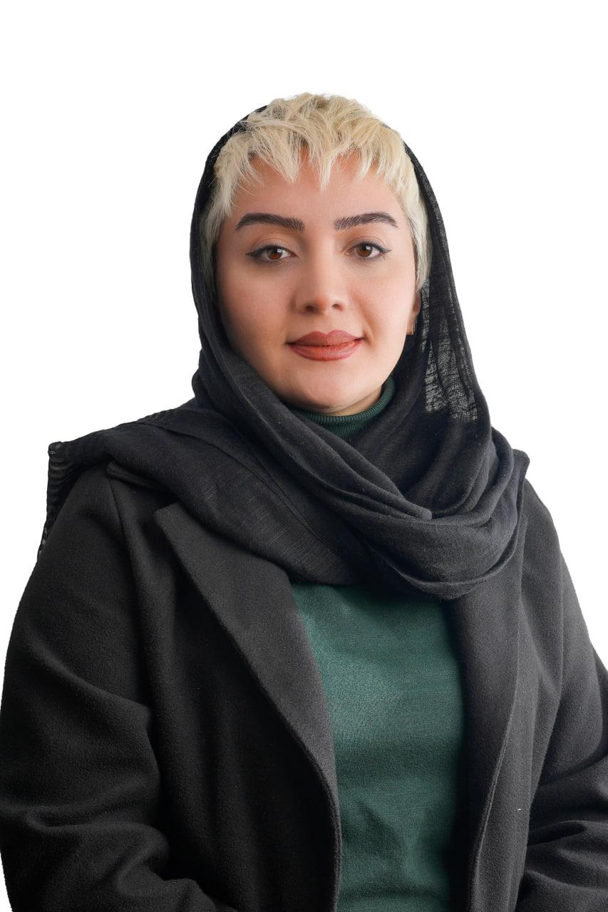 خانم نرگس ناصری